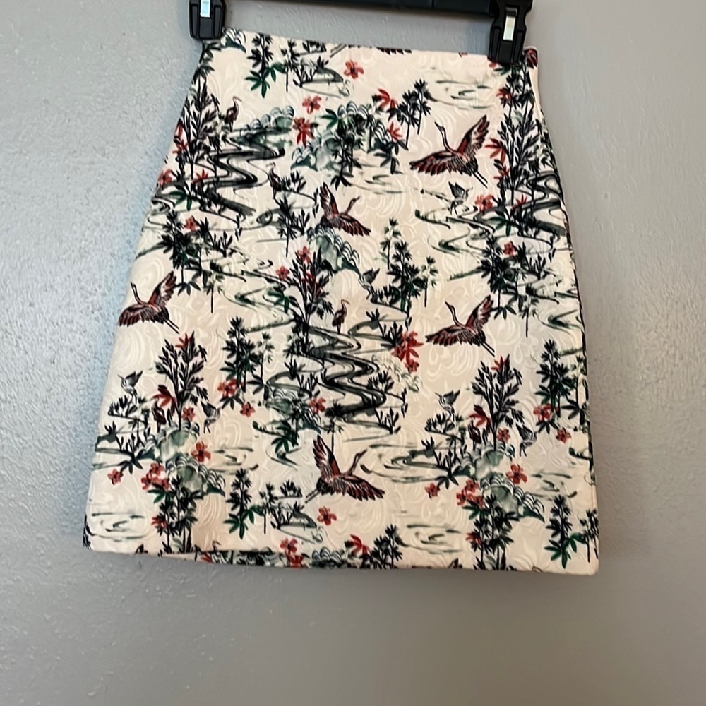 H&M brocade skirt. Size 2